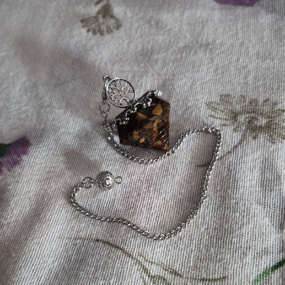 Beautiful Tiger's Eye Pendulum